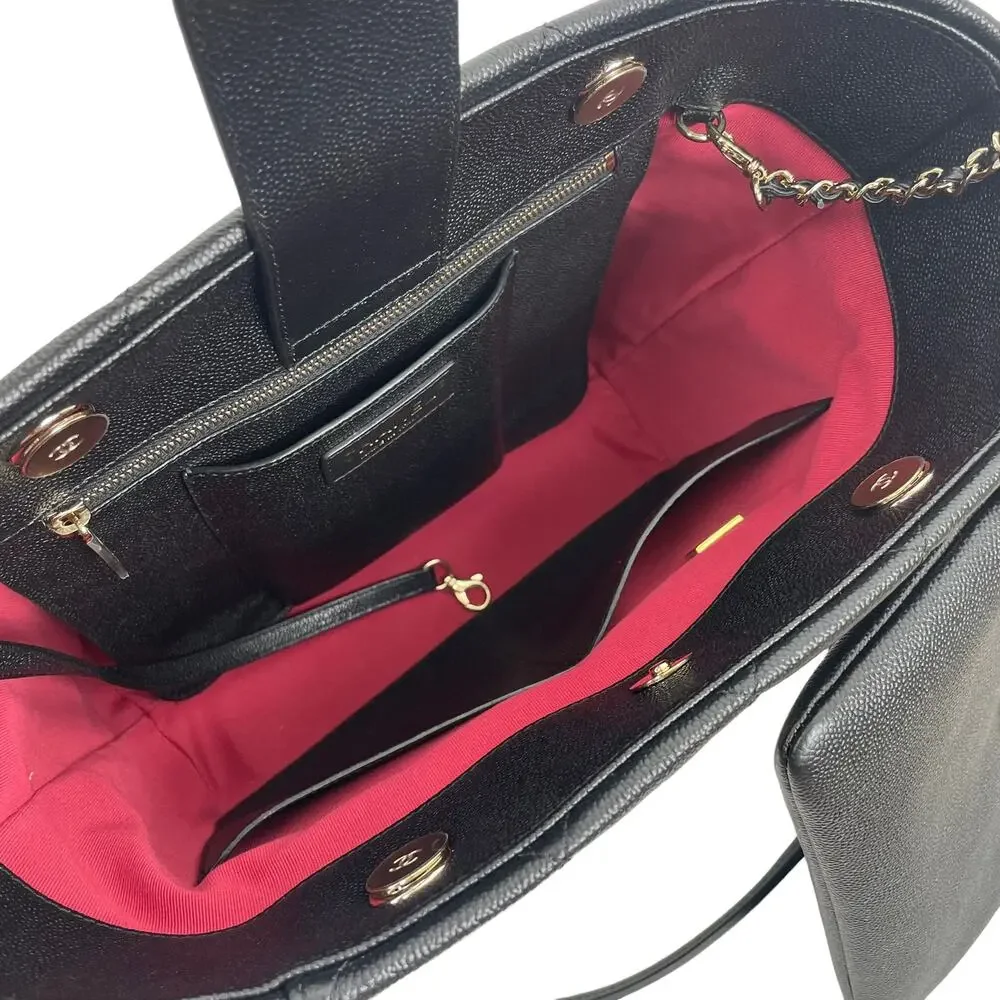 CHANEL 2023 quilted